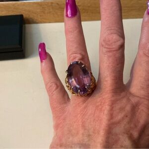 Vintage 14kt yellow gold Brutalist 26 carat amethyst ring (C648)